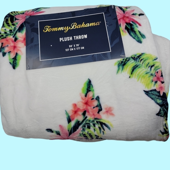 Tommy Bahama Bedding Tommy Bahama Palm Hibiscus Tropical Pink